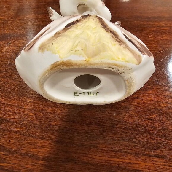 Vintage Ceramic Angel Figurine With Gold-tone Halo & Bunny - Picture 4 of 6